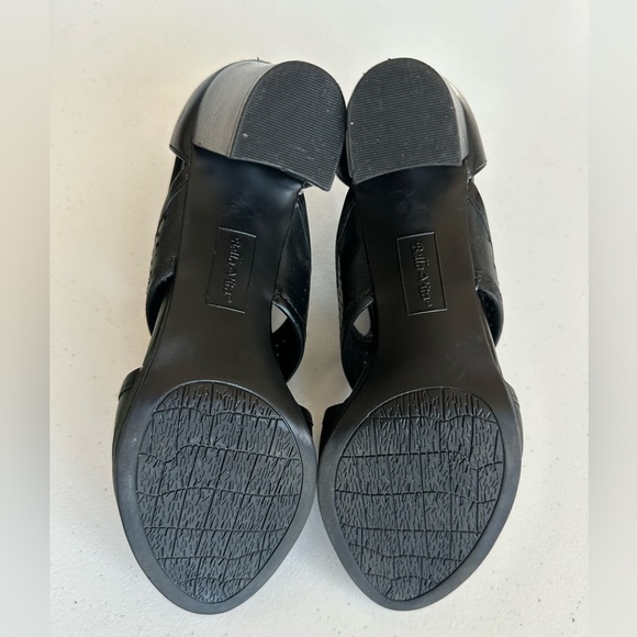 Bella Vita Leslie Perforated Gladiator Booties 7M - Picture 11 of 12